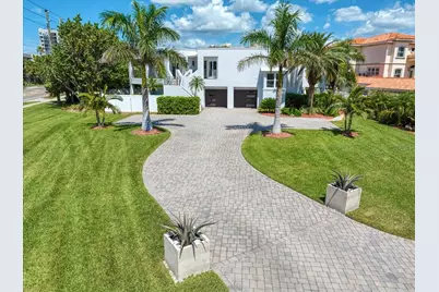 101 Harrison Avenue, Belleair Beach, FL 33786 - Photo 2