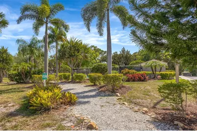 6127 Bayside Key Drive, Tampa, FL 33615 - Photo 52