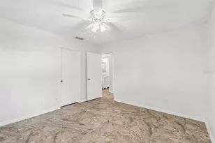 6219 2nd Ave S, Saint Petersburg, FL 33707 - Photo 18