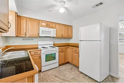 6219 2nd Avenue S, Saint Petersburg, FL 33707 - Photo 8