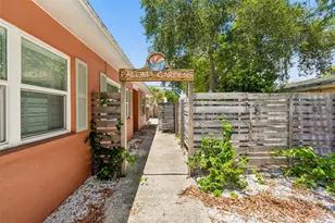 6219 2nd Ave S, Saint Petersburg, FL 33707 - Photo 2