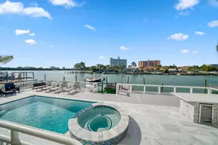 42 Midway Island, Clearwater Beach, FL 33767 - Photo 32