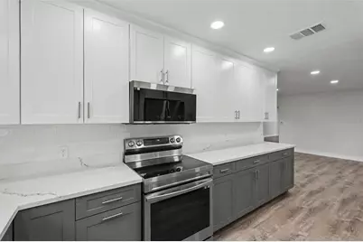 8170 22nd Avenue N, Saint Petersburg, FL 33710 - Photo 22