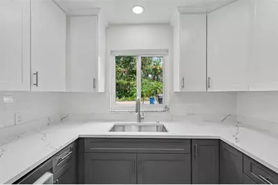 8170 22nd Avenue N, Saint Petersburg, FL 33710 - Photo 20