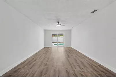 8170 22nd Avenue N, Saint Petersburg, FL 33710 - Photo 12