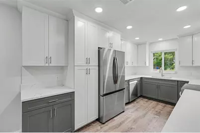 8170 22nd Avenue N, Saint Petersburg, FL 33710 - Photo 18