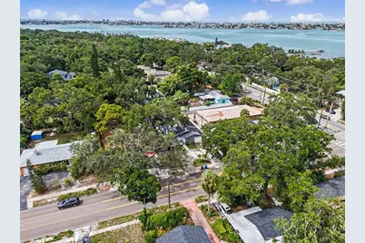 8170 22nd Avenue N, Saint Petersburg, FL 33710 - Photo 50