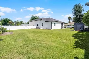 926 John Cressler Dr, Seffner, FL 33584 - Photo 48