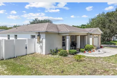 4801 Rock Fish Court, Tampa, FL 33617 - Photo 4