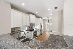9985 Sago Point Dr, Largo, FL 33777 - Photo 10