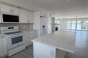 716 Bayway Blvd, Clearwater Beach, FL 33767 - Photo 6