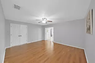 878 Rustic Oaks Dr, Palm Harbor, FL 34684 - Photo 26