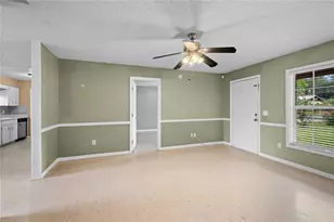 5435 Tangerine Dr, Zephyrhills, FL 33542 - Photo 8