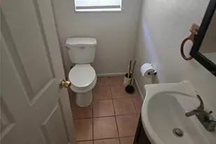 843 41st St S, Saint Petersburg, FL 33711 - Photo 6