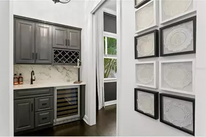 404 S Clark Avenue, Tampa, FL 33609 - Photo 18