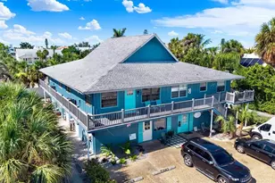 315 58th St, Holmes Beach, FL 34217 - Photo 16