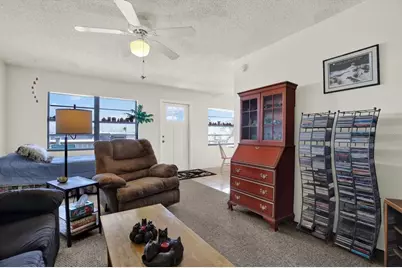 315 58th Street #D, Holmes Beach, FL 34217 - Photo 4