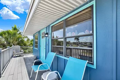315 58th Street #D, Holmes Beach, FL 34217 - Photo 2