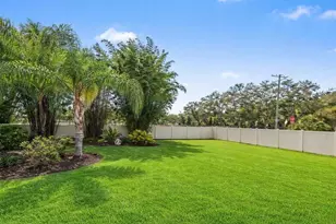 10539 Laguna Plains Dr, Riverview, FL 33578 - Photo 18