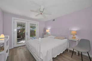 380 Colonial Ct, Dunedin, FL 34698 - Photo 14
