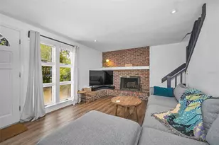 380 Colonial Ct, Dunedin, FL 34698 - Photo 6