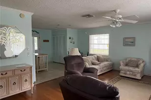 12131 Rockford St, Spring Hill, FL 34608 - Photo 4