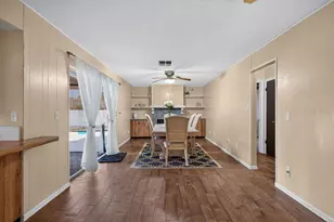 3110 Clovewood Pl, Seffner, FL 33584 - Photo 8