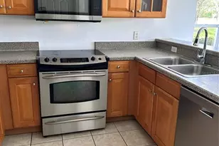 8961 Iron Oak Ave, Tampa, FL 33647 - Photo 4