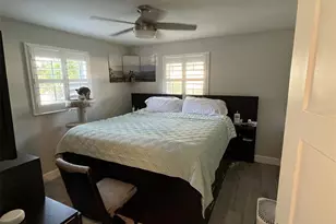 2369 19th Ave SW, Largo, FL 33774 - Photo 8