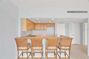880 Mandalay Ave, Clearwater Beach, FL 33767 - Photo 16