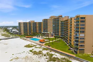 880 Mandalay Ave, Clearwater Beach, FL 33767 - Photo 2