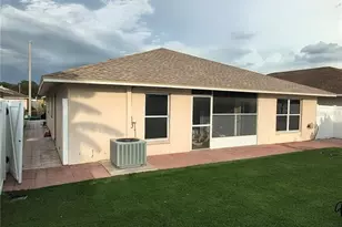 1213 Humble Haven St, Ruskin, FL 33570 - Photo 4