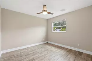 6810 Livingston Ave N, Saint Petersburg, FL 33702 - Photo 14