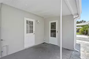 6810 Livingston Ave N, Saint Petersburg, FL 33702 - Photo 20