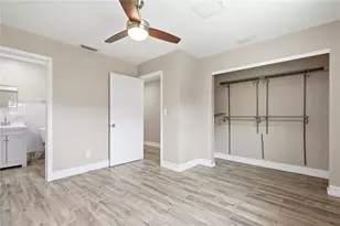 6810 Livingston Ave N, Saint Petersburg, FL 33702 - Photo 18