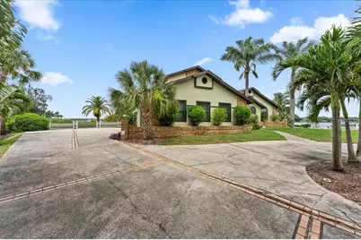 1589 Mary Lane, Tarpon Springs, FL 34689 - Photo 6