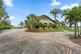 1589 Mary Ln, Tarpon Springs, FL 34689 - Photo 6