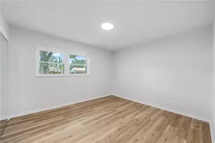 7402 Wishing Well Ct, Tampa, FL 33619 - Photo 18