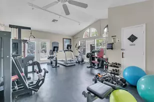 3313 Haviland Ct, Palm Harbor, FL 34684 - Photo 10