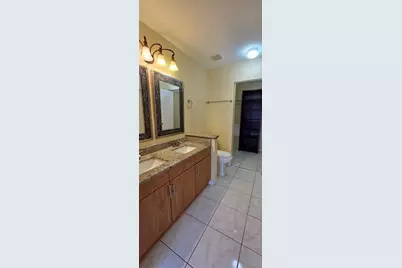 9306 Lake Chase Island Way, Tampa, FL 33626 - Photo 26
