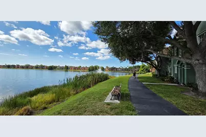9306 Lake Chase Island Way, Tampa, FL 33626 - Photo 8