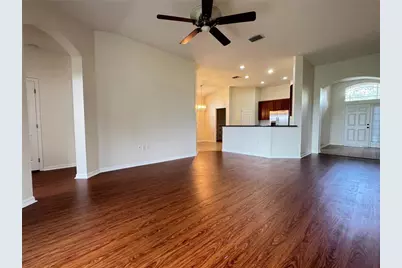 317 Down Pine Drive, Seffner, FL 33584 - Photo 8