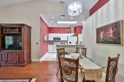 2411 New Haven Circle #70, Sun City Center, FL 33573 - Photo 14