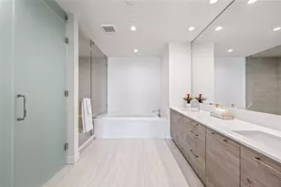 301 1st St S, Saint Petersburg, FL 33701 - Photo 26