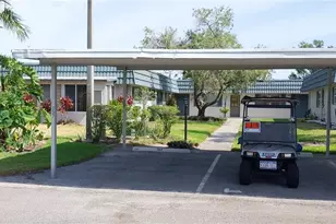 1811 Bedford Ln, Sun City Center, FL 33573 - Photo 2