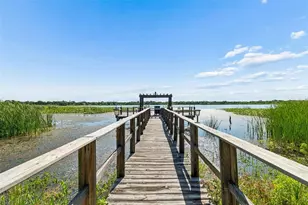 10100 Sailwinds Blvd N, Largo, FL 33773 - Photo 12