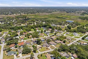2433 Waterfall Dr, Spring Hill, FL 34608 - Photo 40