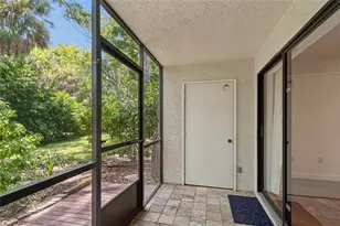 11800 Park Blvd, Seminole, FL 33772 - Photo 32