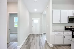 1028 Connie St, North Port, FL 34288 - Photo 14