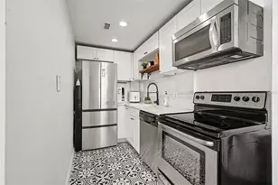2109 Bayshore Blvd, Tampa, FL 33606 - Photo 8